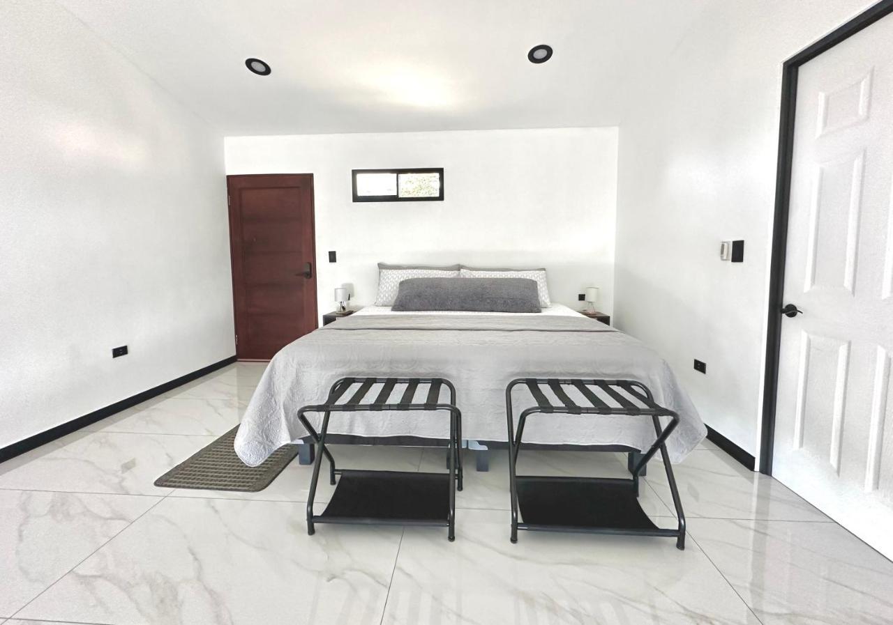 Black & White Apartments Monteverde Exterior foto