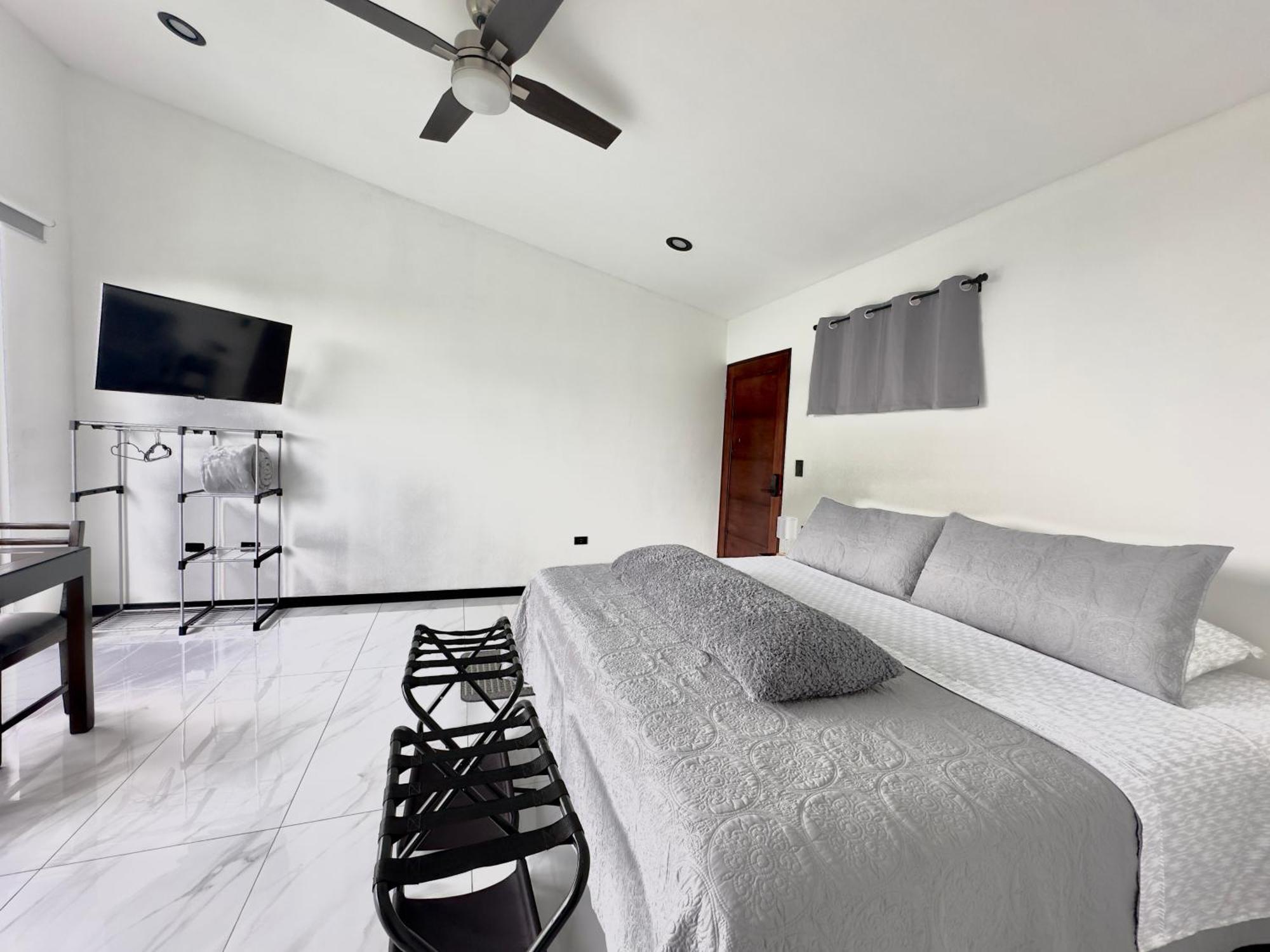 Black & White Apartments Monteverde Exterior foto